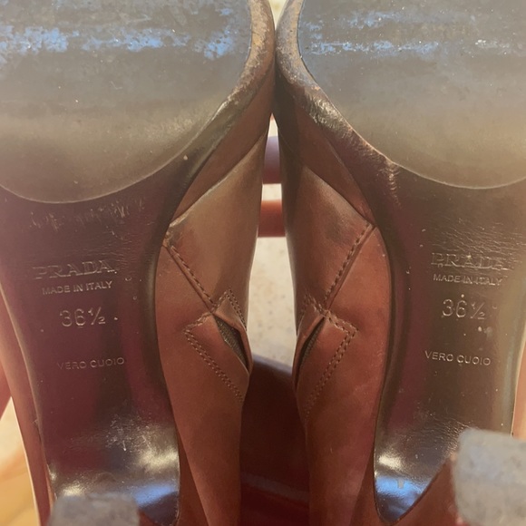 PRADA brown leather heeled ankle boots - Picture 8 of 8